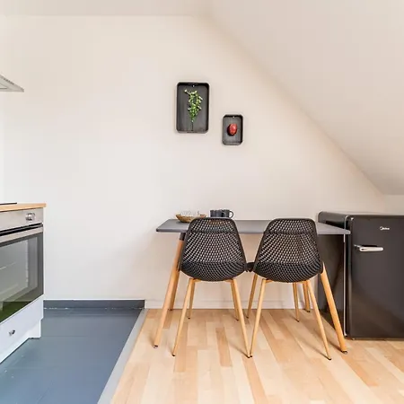 Vollausgtesttattes Modernes Studio,nahe Btu,netflix Apartment *