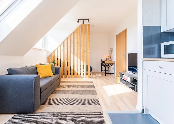 Apartament Vollausgtesttattes Modernes Studio,nahe Btu,netflix,kostenloser Tiefgaragenstellplatz Chociebuż